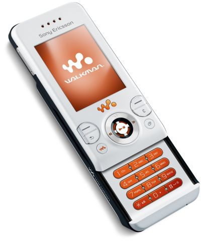 Стильный музыкальный слайдер Sony Ericsson W580