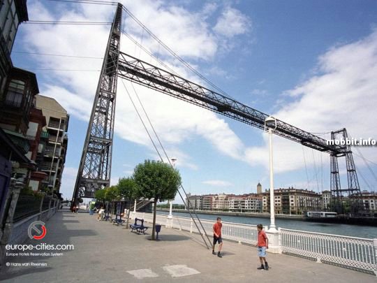 Удивительный мост в Бильбао