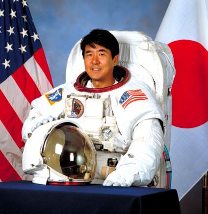 Японский астронавт проведет эксперимент с бумерангом