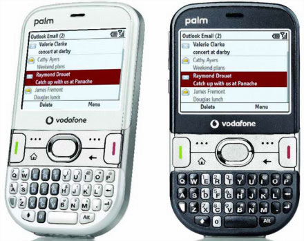 Palm Treo 500 появился в «Евросети»