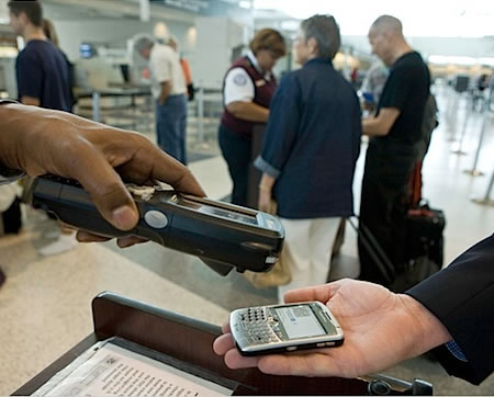 Мобильный телефон - электронный билет на самолет