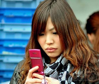 Число абонентов сотовой связи в Китае выросло