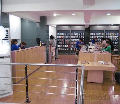 Китайцы клонировали фирменный магазин Apple