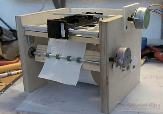 Самодельный принтер печатает на "туалетке"
