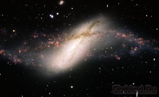 Необычная галактика NGC 660