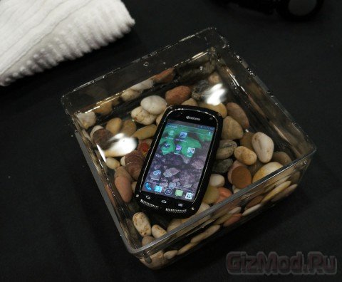 Ультразащищённый смартфон Kyocera Torque