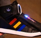 Google помогла заговорить кросовкам Adidas