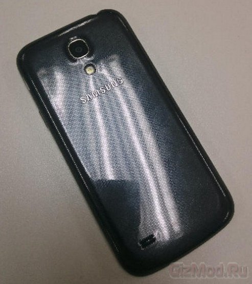 Вероятный смартфон Samsung Galaxy S4 mini