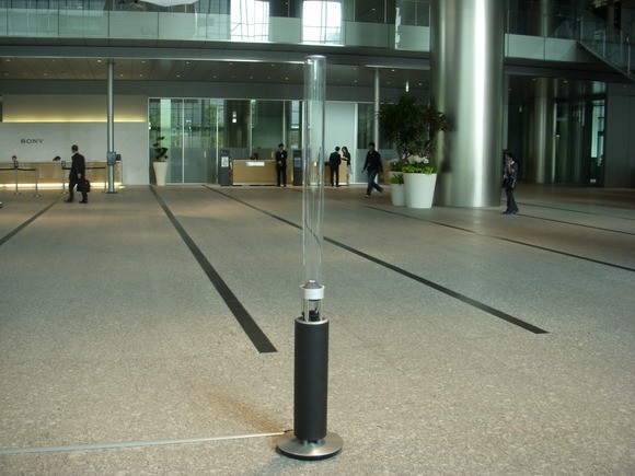 Дизайнерская беспроводная колонка Sony Glass Sound Speaker