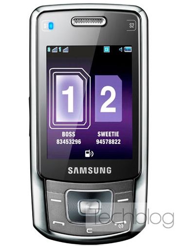 Samsung: еще один "двух-SIM-ник" B5702