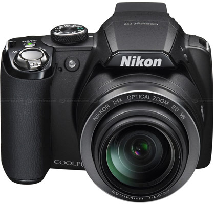 Nikon представила Coolpix P90 с 24Х ультазумом