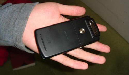 Motorola, ROKR, E11