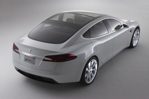 Электромобиль Tesla Model S