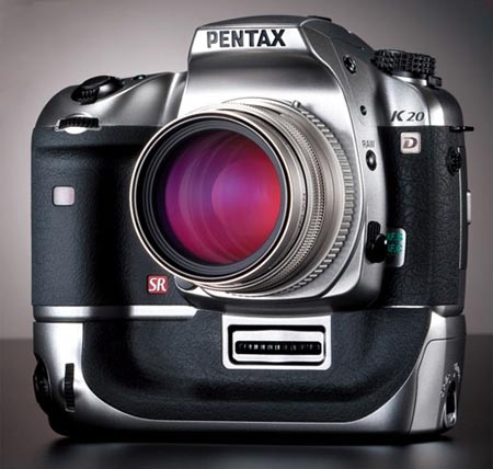 «Титановую» версию камеры Pentax K20D