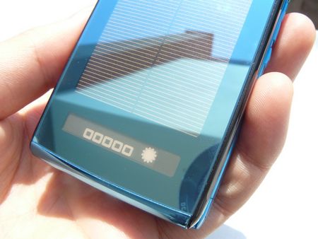 Солнечным телефонам пока далеко до практичности