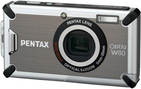 Камера Pentax Optio W80 хорошо защищена от ударов и воды