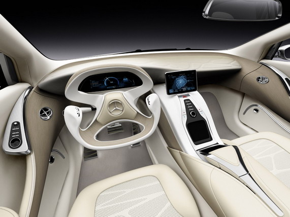 Mercedes-Benz, F800 Style