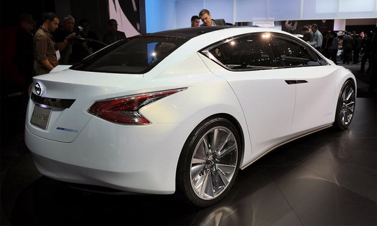 Nissan, Ellure