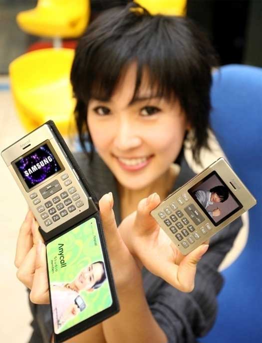 Телефон Samsung SCH-V870 размером с кредитку