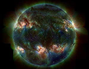 Изображение Солнца в ультрафиолетовом диапазоне