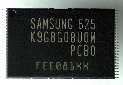 Samsung объявила о выпуске 8 Гб NAND флэш-памяти