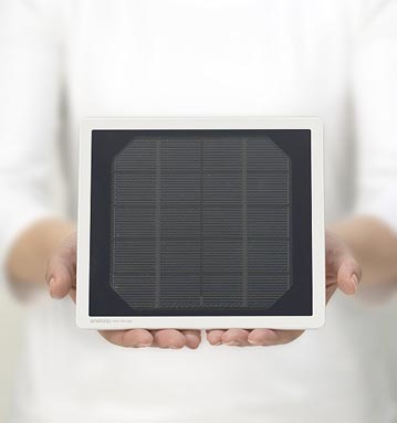 Sanyo Eneloop - солнечная энергия для мобильного