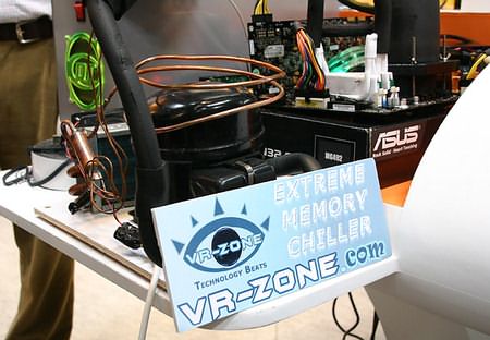 Экстремальный кулер для памяти от VR-Zone