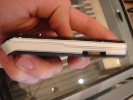 Ждем официального анонса Sony Ericsson S500i