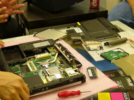 ASUS, C90