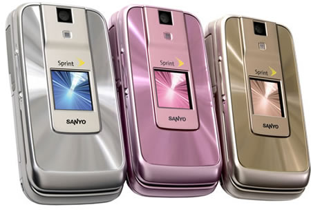 Парад новинок Katana DLX от Sanyo и Sprint