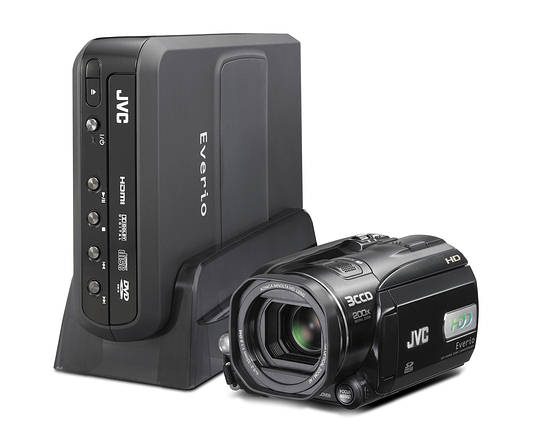 JVC: доступная HD-камера - HD Everio GZ-HD3