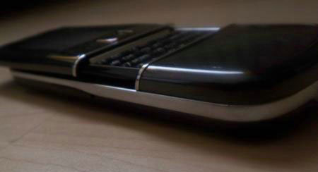 Nokia 8900 – первые фотографии