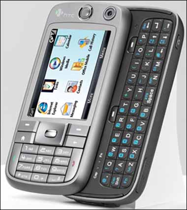 Смартфон HTC S730 унаследовал лучшее от модели S710