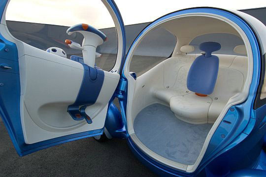Nissan Pivo 2 – новый электрический концепткар