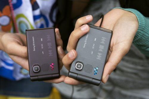 Два новых Walkman-телефона W890 и W380