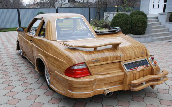 Деревянный автомобиль «made in Ukraine»