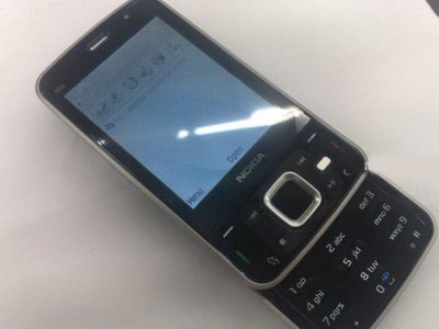 Первые неофициальные фото нового Nokia N96