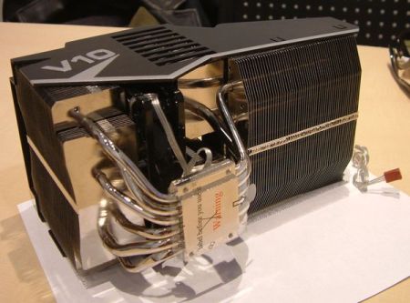 CoolerMaster: два гигантских кулера для CPU