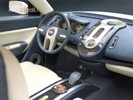 У Kia сразу три новых кроссовера