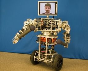 Робот-помощник uBOT-5