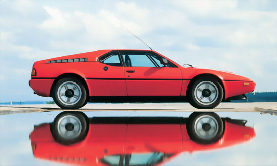 Уникальный BMW M1 празднует юбилей 30 лет