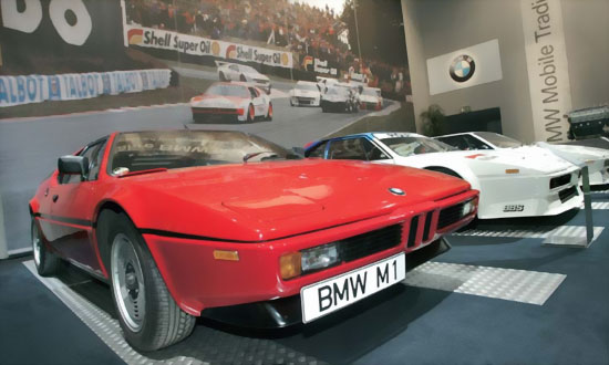 Уникальный BMW M1 празднует юбилей 30 лет