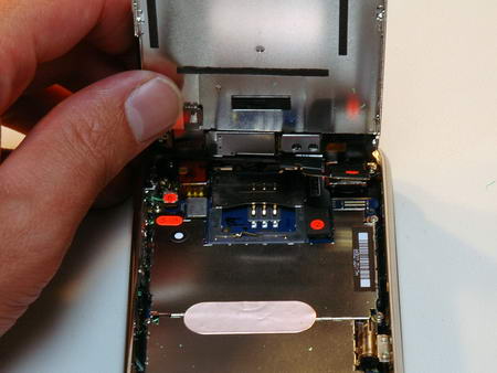 iPhone 3G в разобранном виде