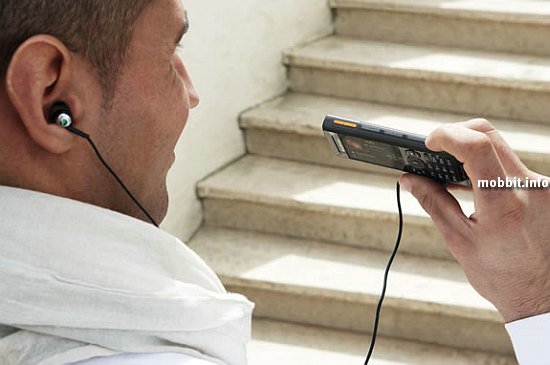 Sony Ericsson, W902