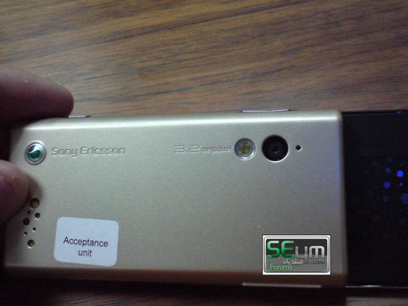 Sony Ericsson, G705