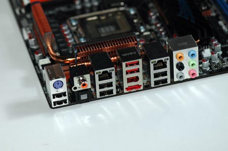 Плата ASUS P6T Deluxe
