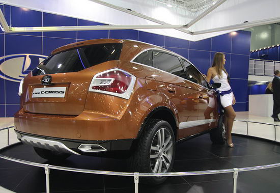 Премьера перспективного кроссовера Lada C-Cross