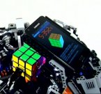 Робот из Лего побил рекорд по сборке кубика Рубика