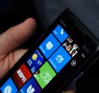 Nokia Lumia 900 разметают, как горячие пирожки