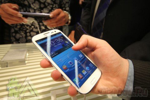 Samsung Galaxy S III первый взгляд